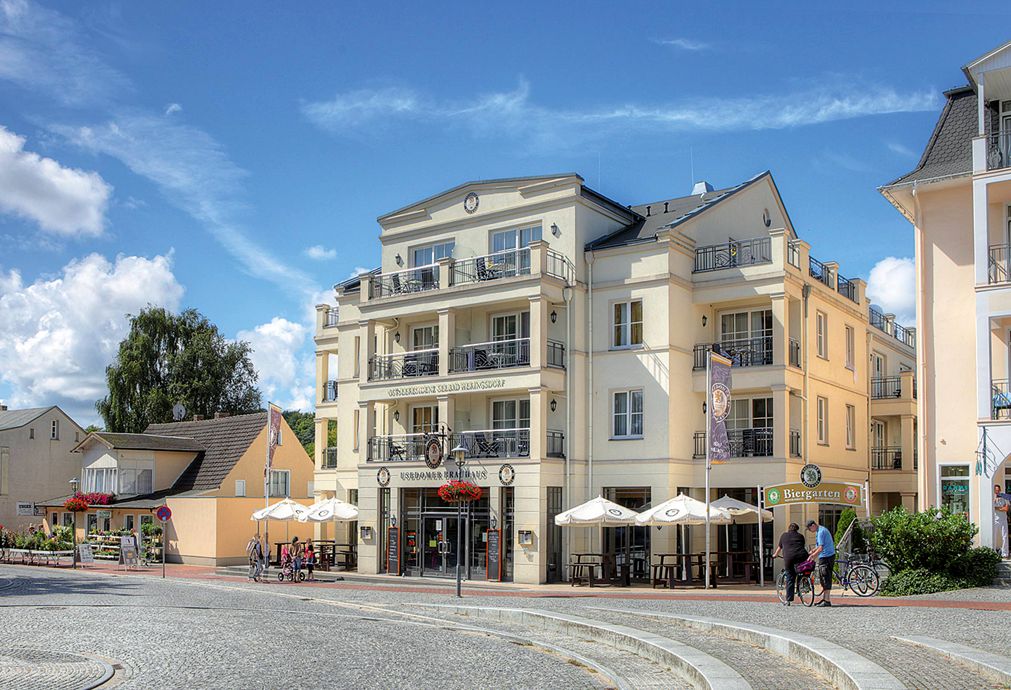 SEETELHOTEL Ostseeresidenz Heringsdorf - Seestr. 41, 17424 Seebad