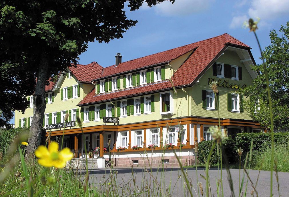 Hotel-Gasthof Blume - Rechtmurgstr. 108, 72270 Baiersbronn-Obertal