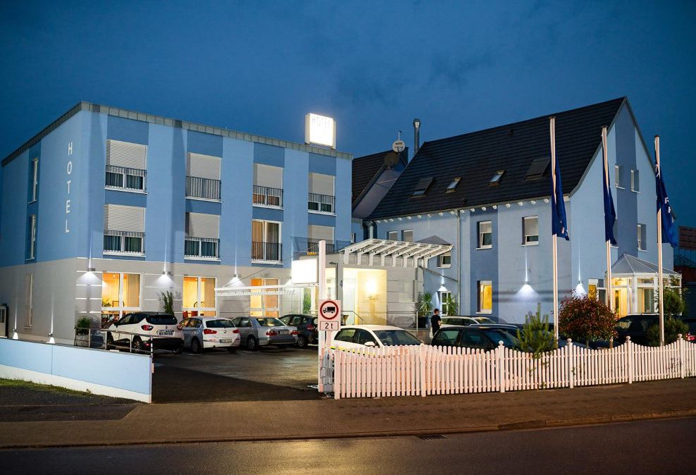 Hotel Restaurant Vater Rhein Eisenbahnstr. 4, 76744