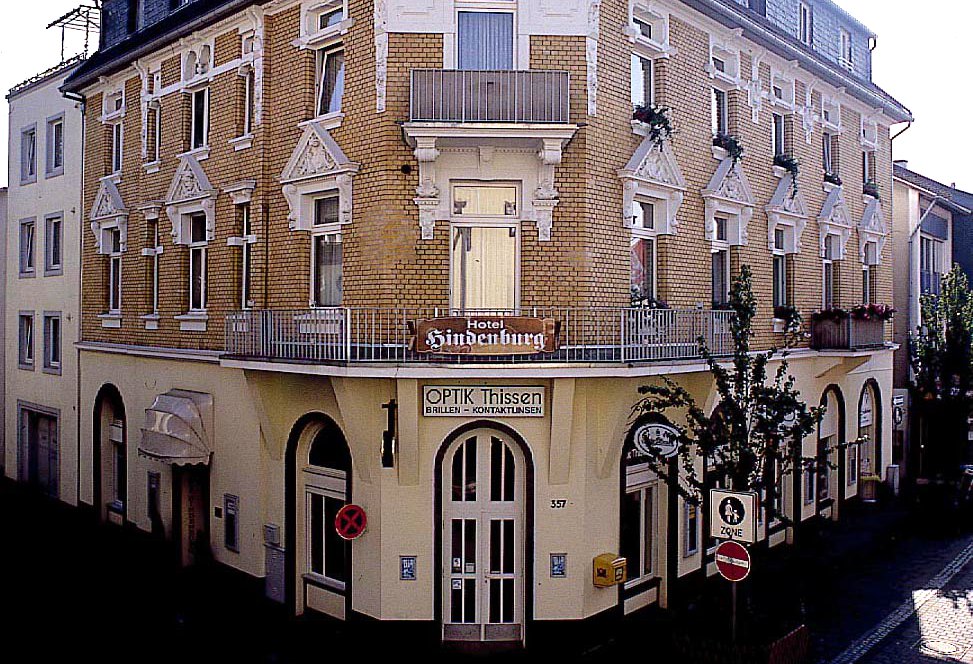 Hotel Haus Hindenburg Hauptstr.357, 53639 Königswinter